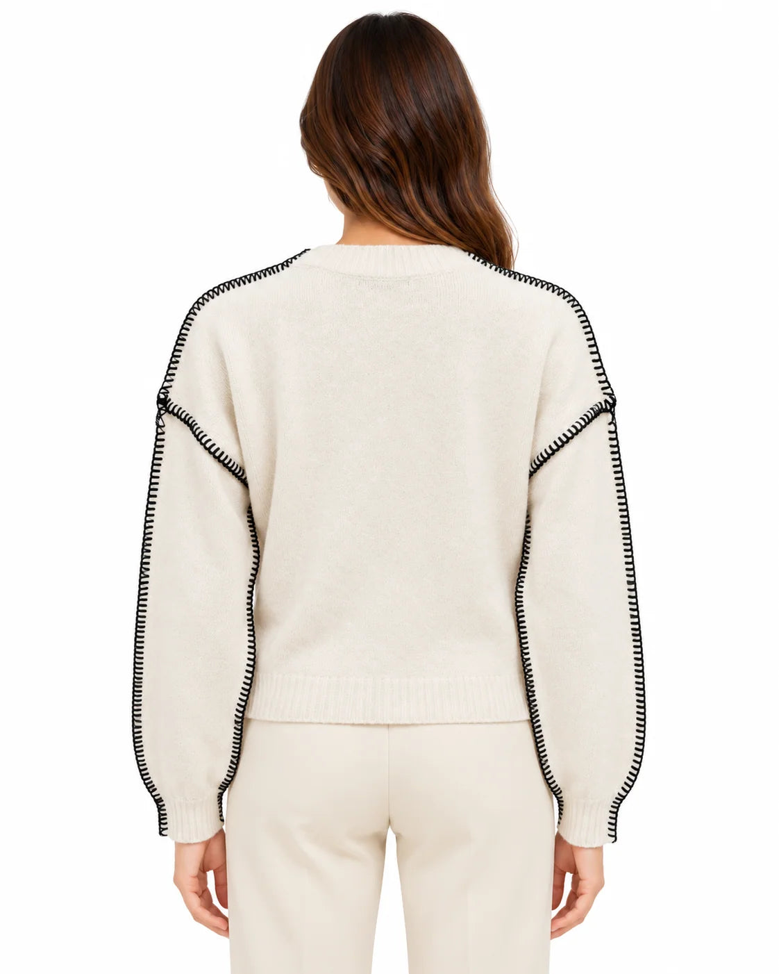 MAGLIONE GUESS RICAMI NERI