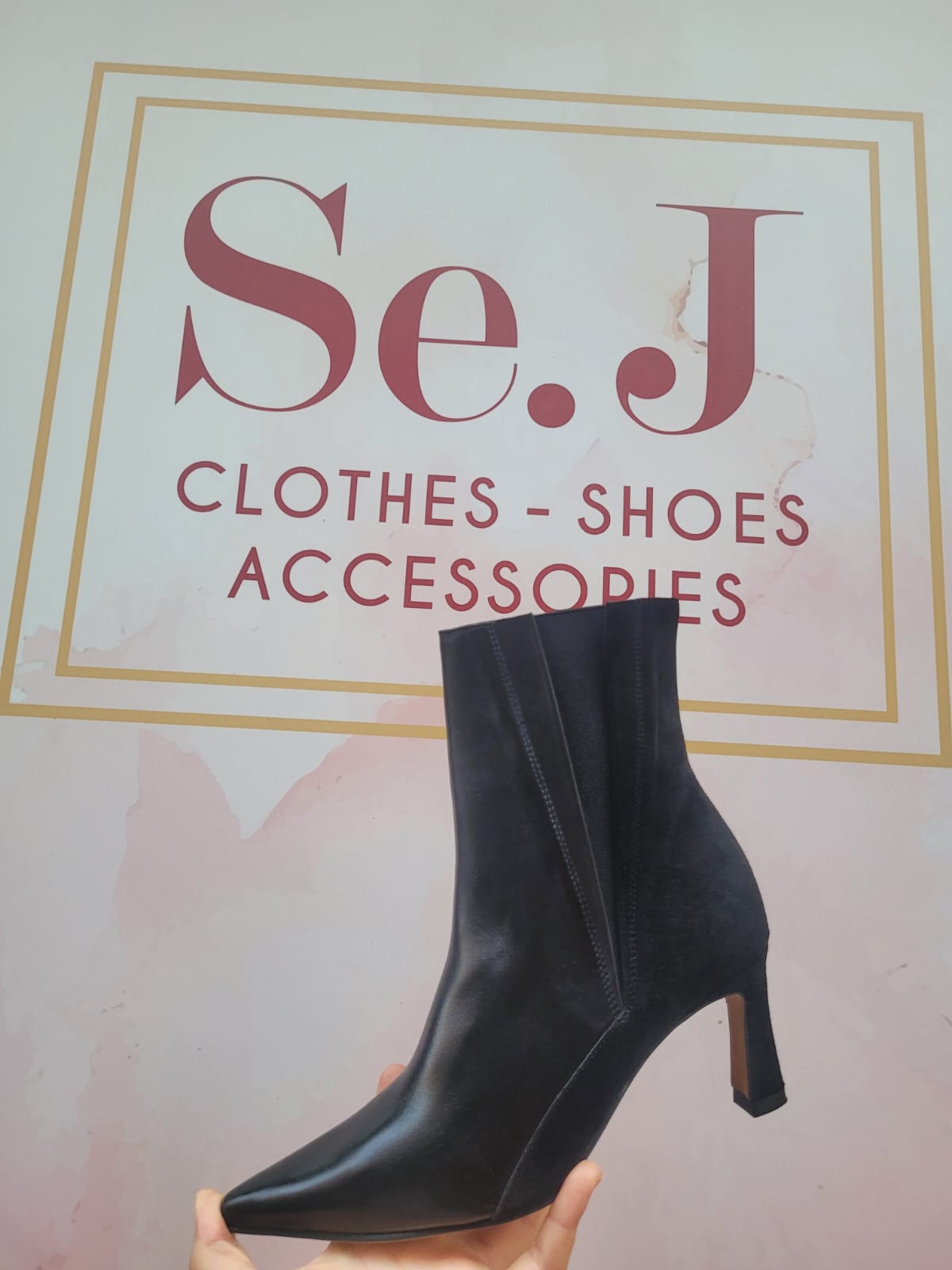 TRONCHETTO LILOU ÁNGEL ALARCÓN