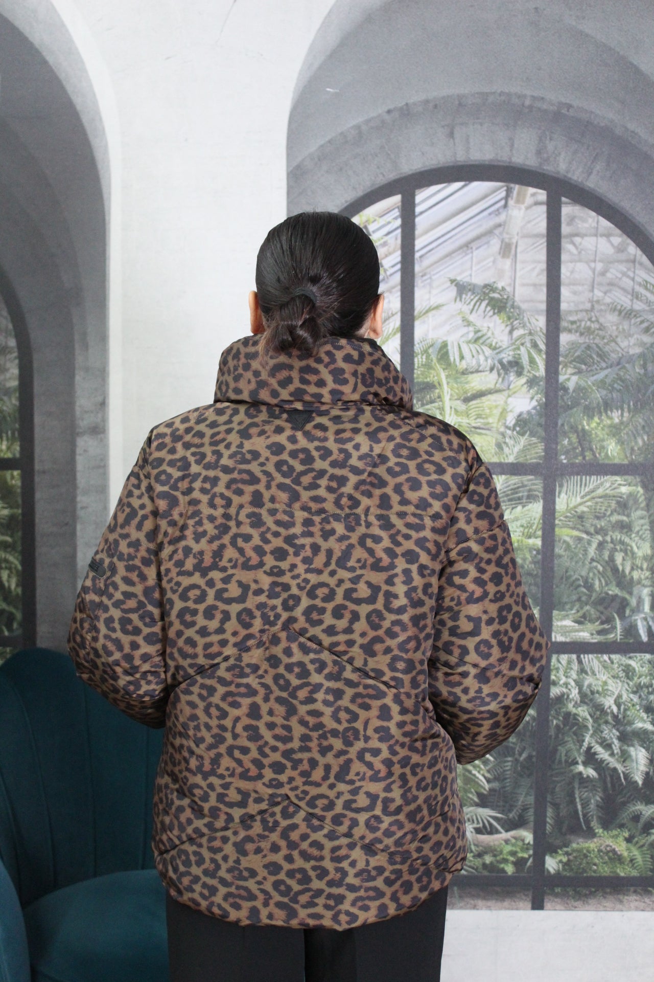 PIUMINO MACULATO GUESS