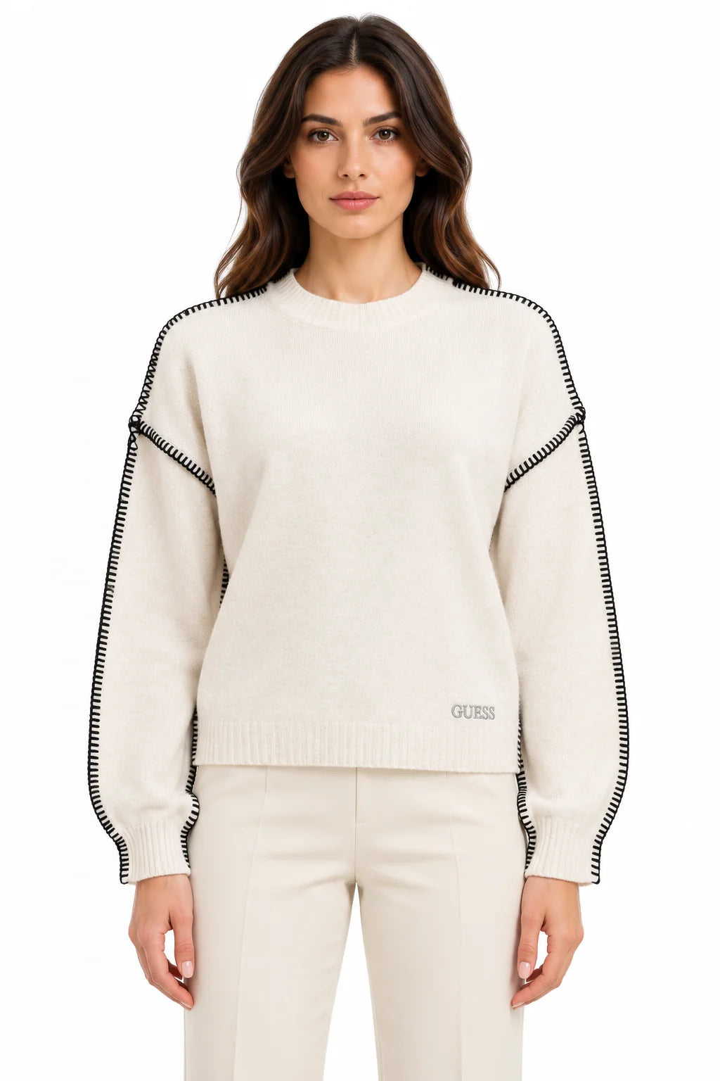MAGLIONE GUESS RICAMI NERI