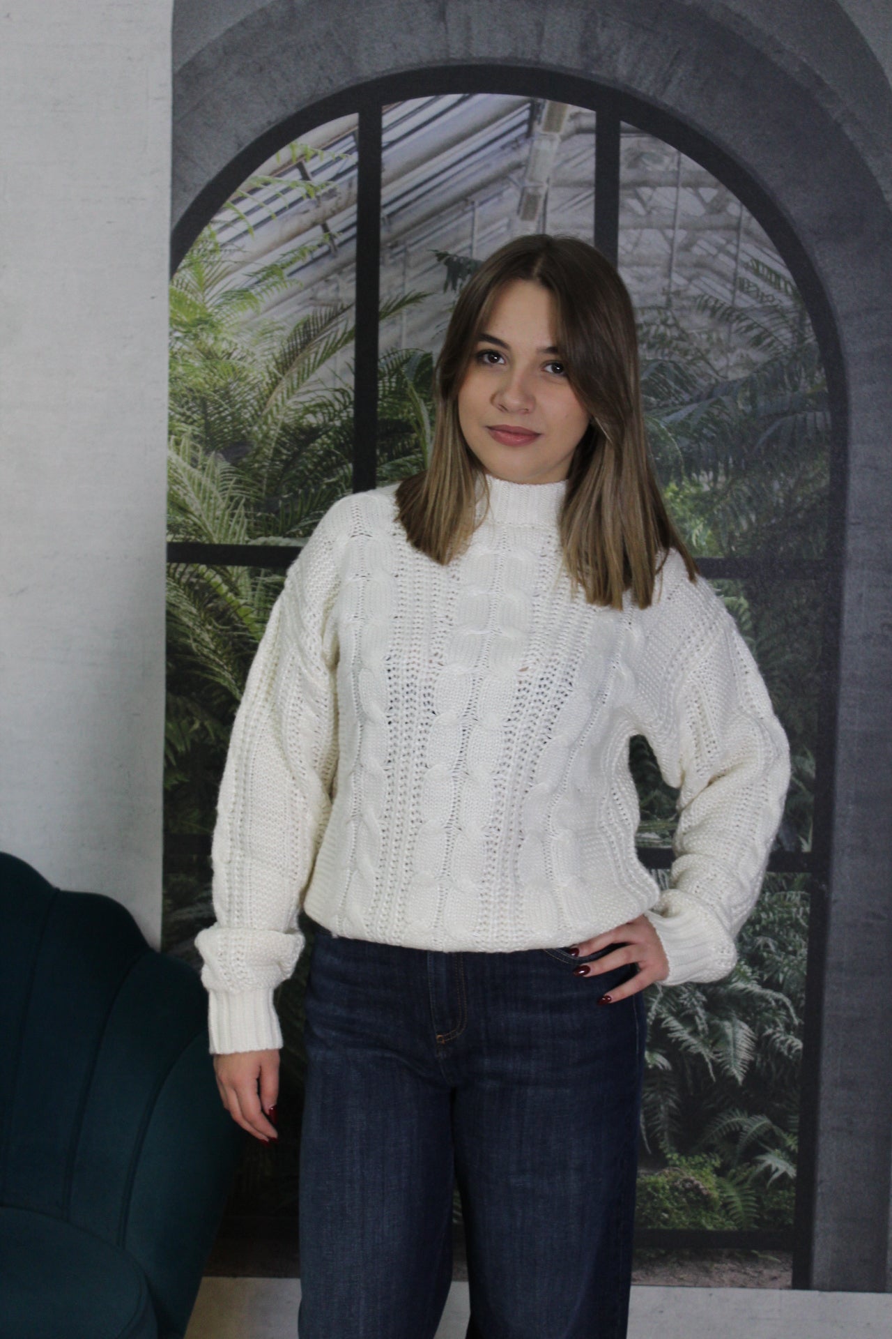 MAGLIONE GUESS RICAMI