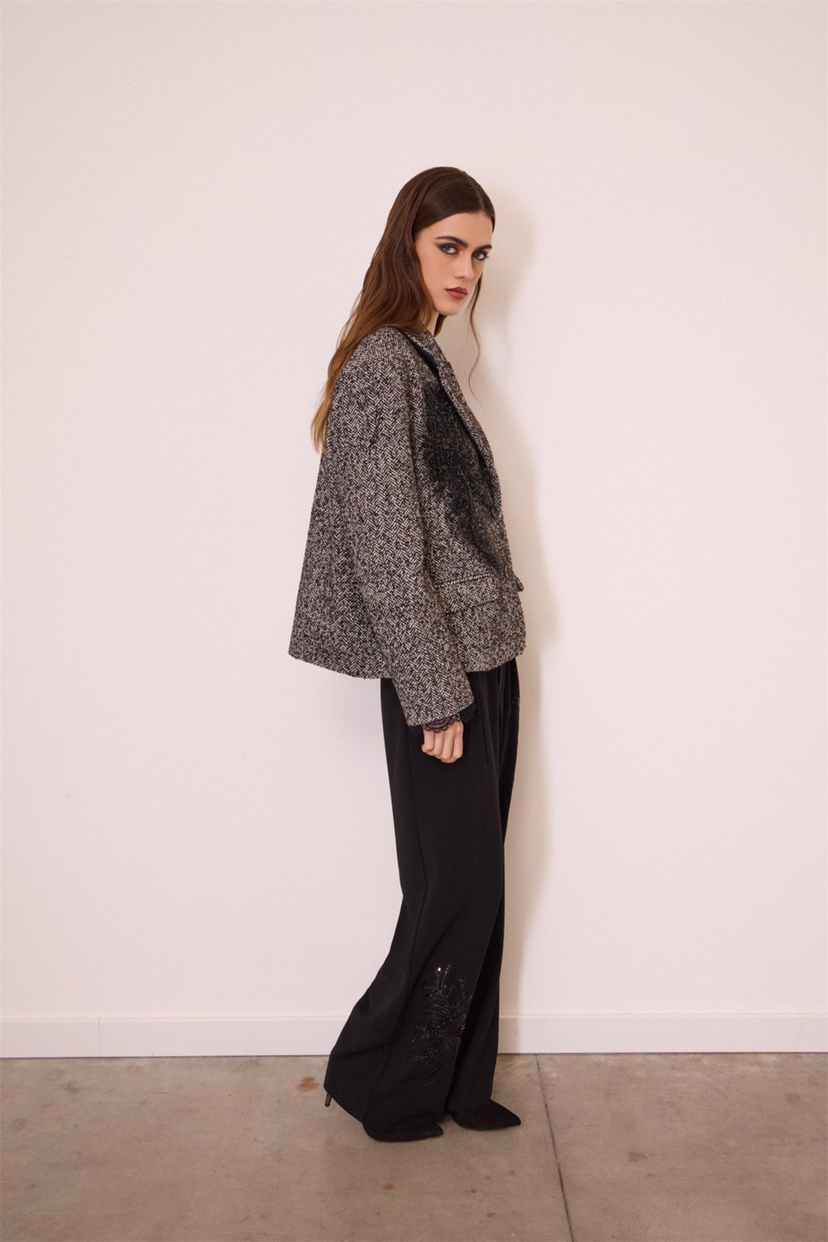 PANTALONE MEME ROAD RICAMI NERO