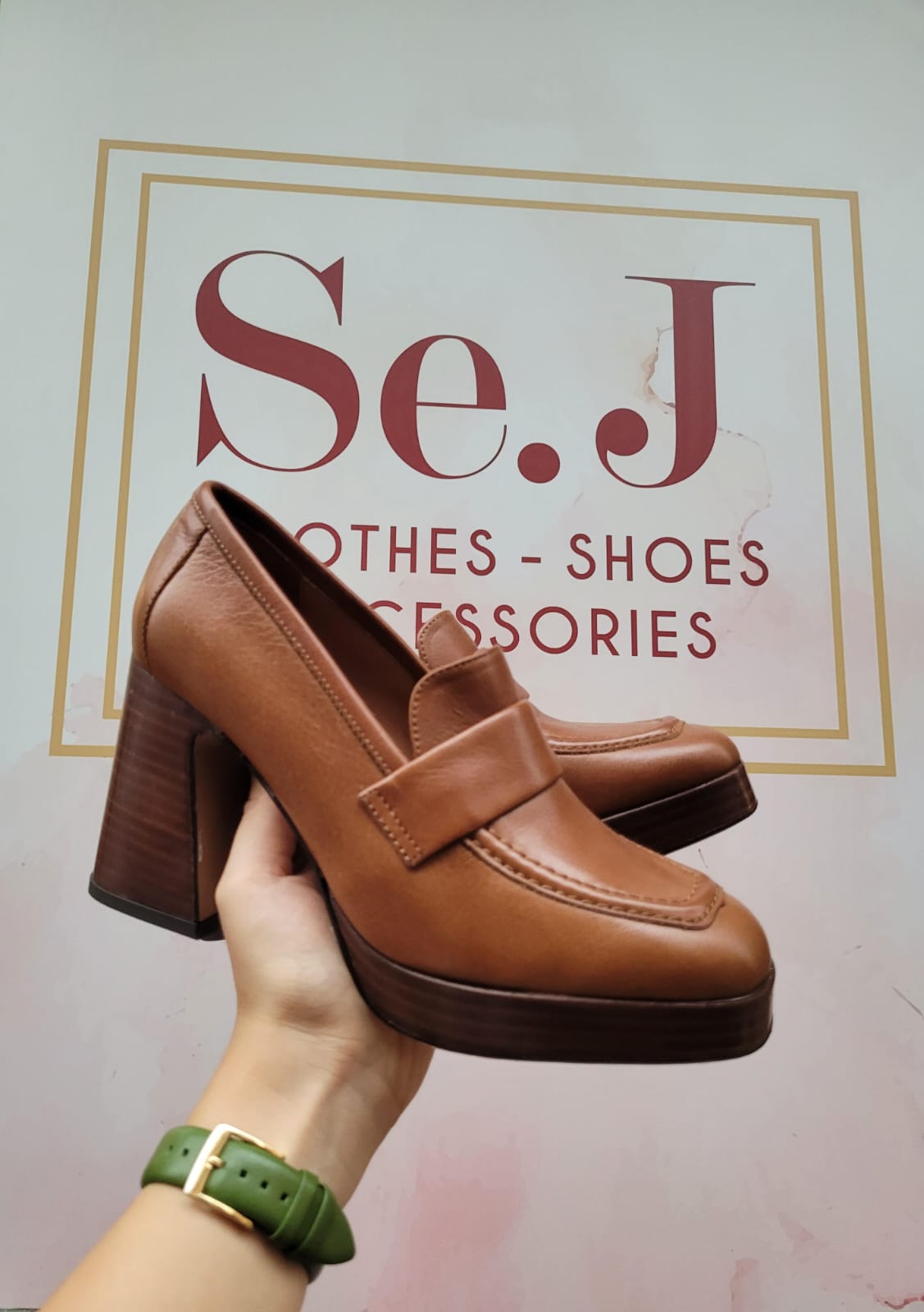 SISAI ÁNGEL ALARCÓN