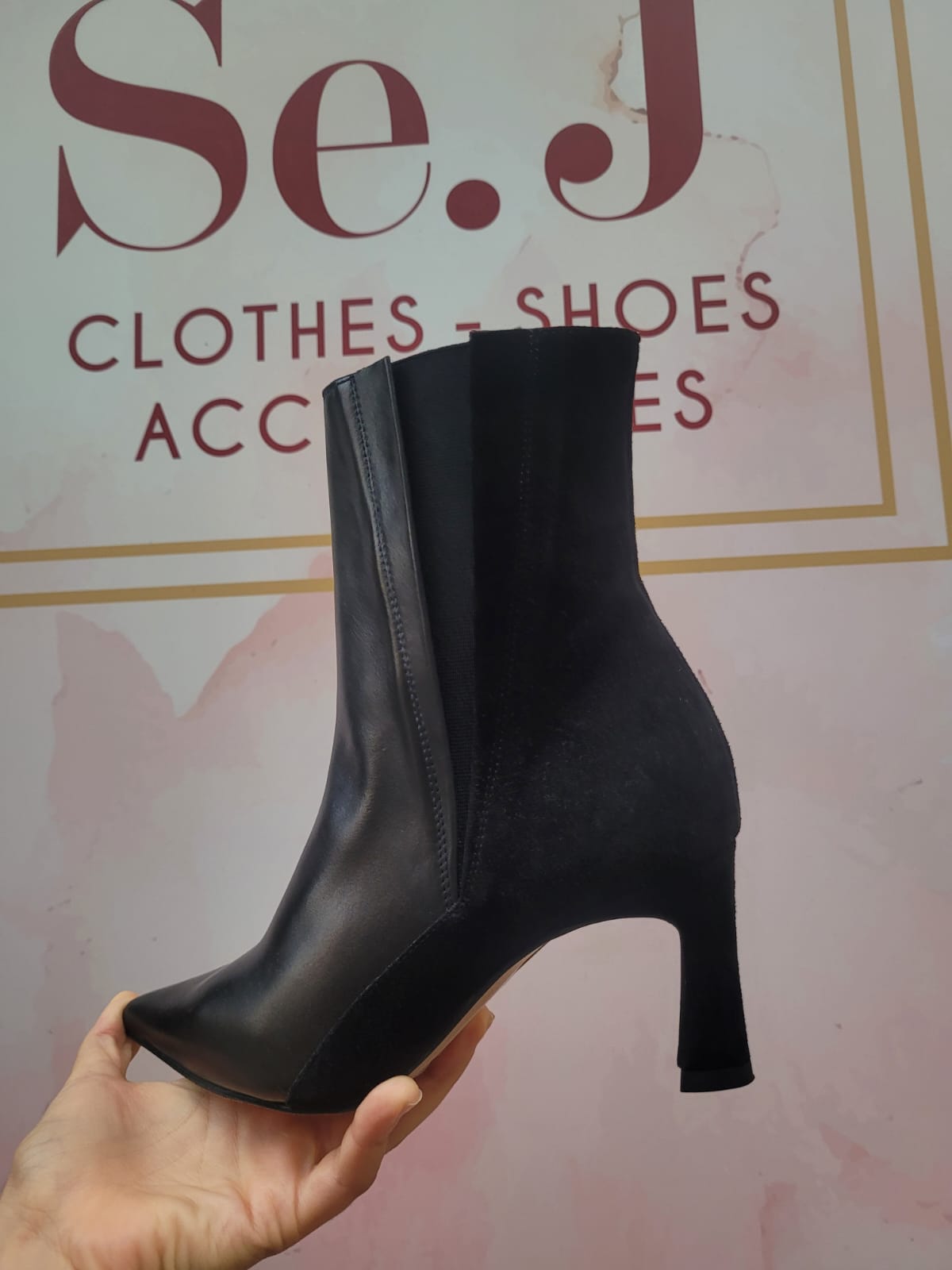 TRONCHETTO LILOU ÁNGEL ALARCÓN