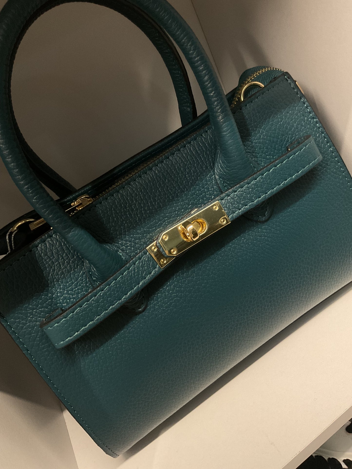 Borsa Birkin petrolio