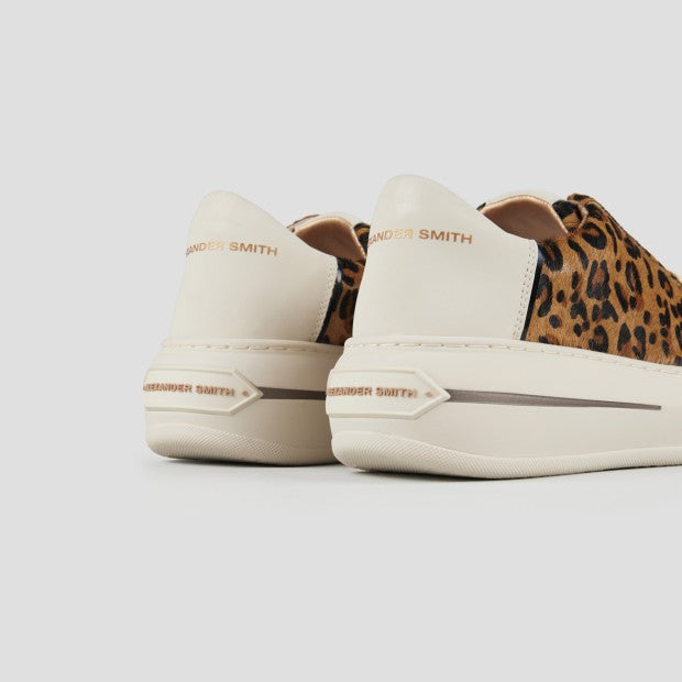 LANCASTER WOMAN ALEXANDER SMITH MAC SAND OFF WHITE