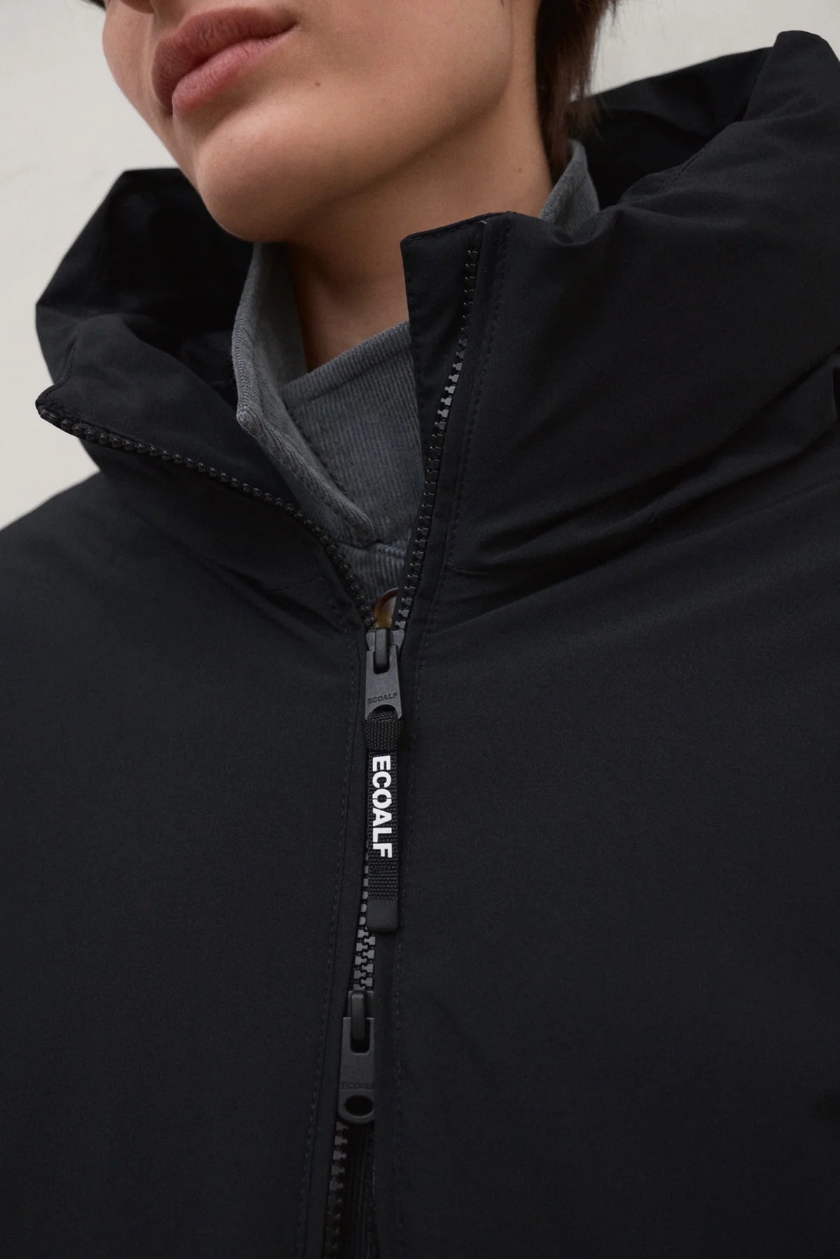 PIUMINO NERO ECOALF MATI