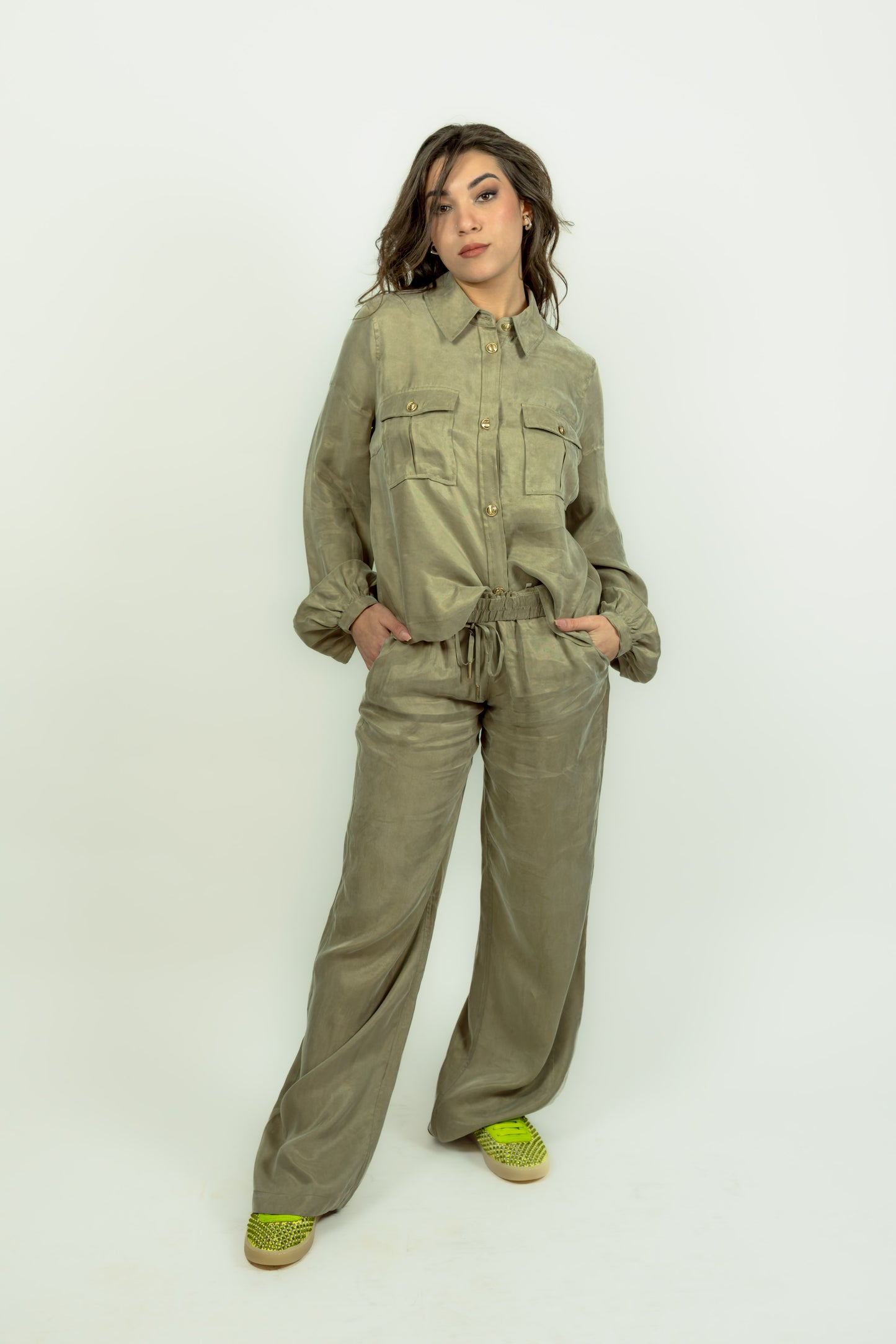 JOGGER IN TWILL GUESS