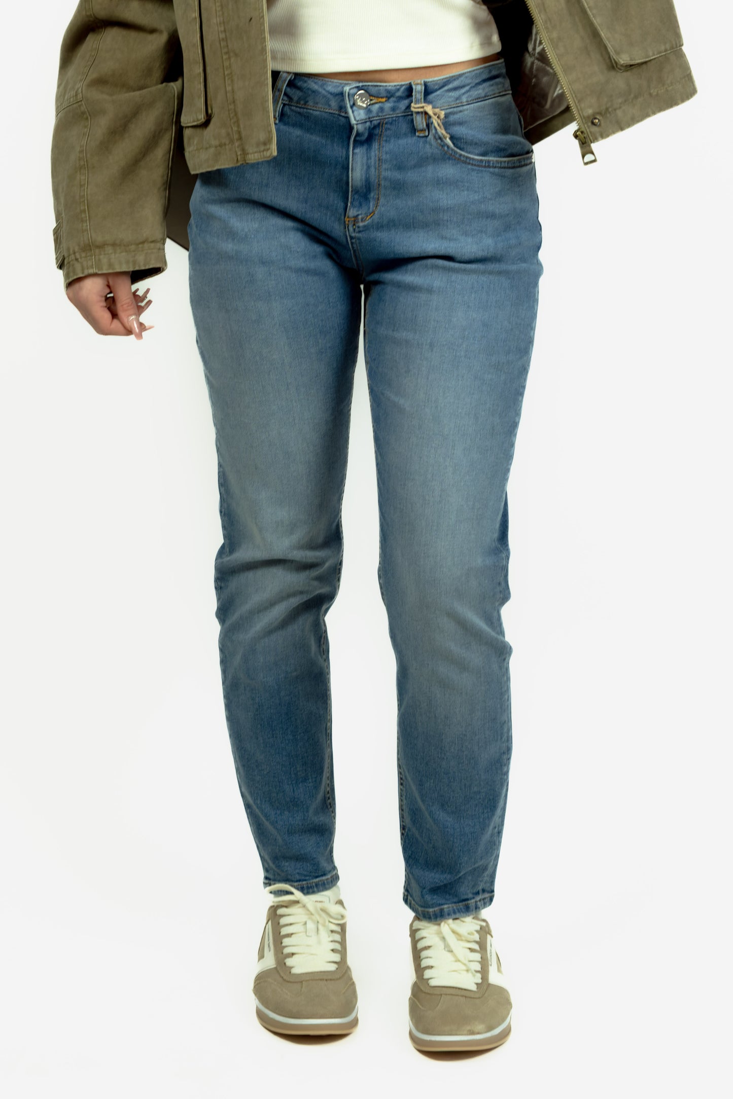 JEANS KAOS ROGER BOYFRIEND FIT