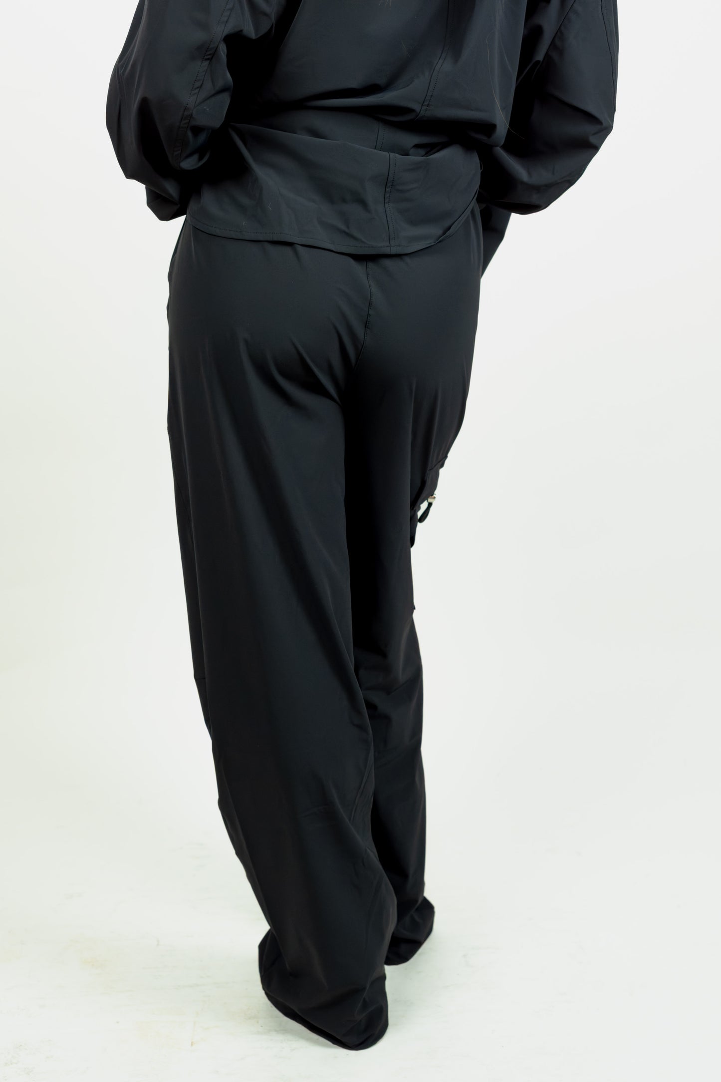 PANTALONE GUESS COMPLETO SCHAKET