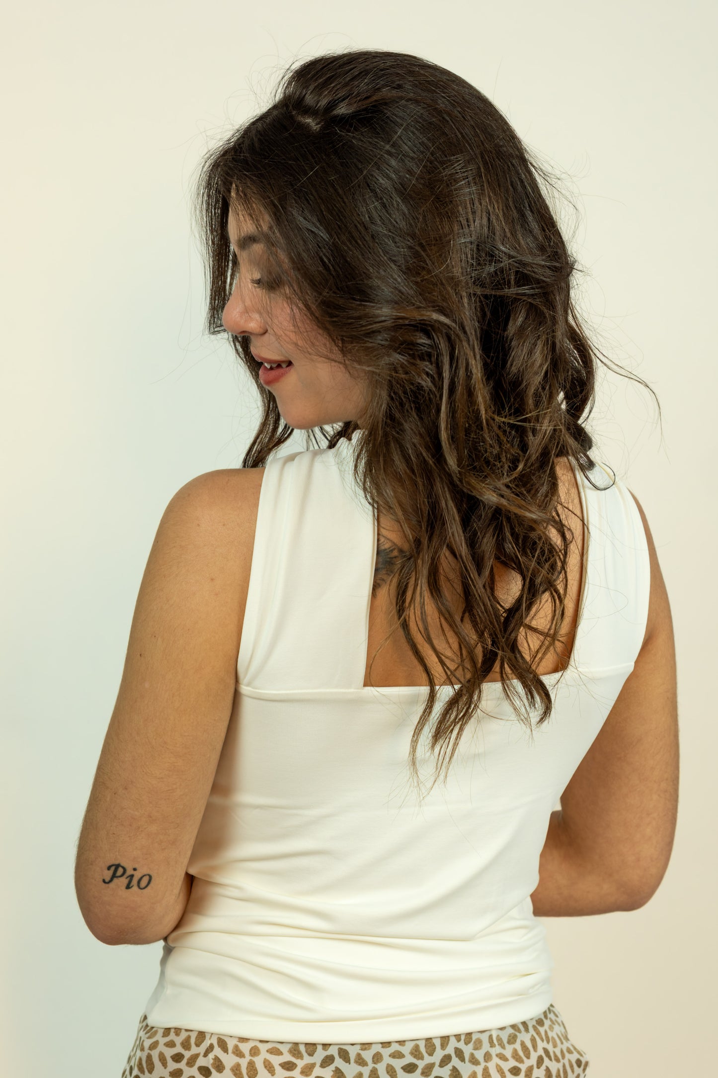 TOP KAOS ACCESSORIO ORO
