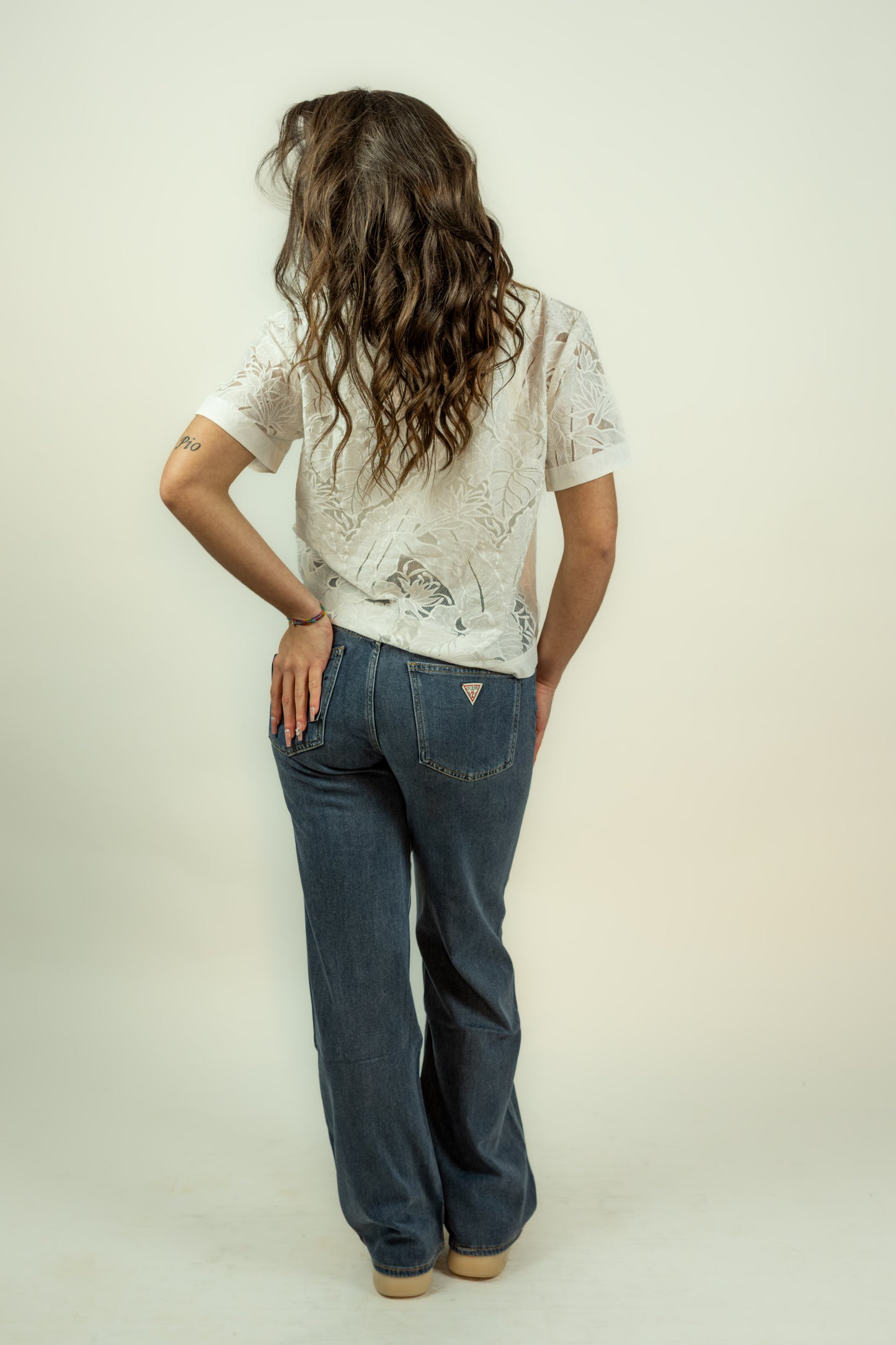JEANS GUESS MID RISE SLOUCHKY GAMBA DRITTA
