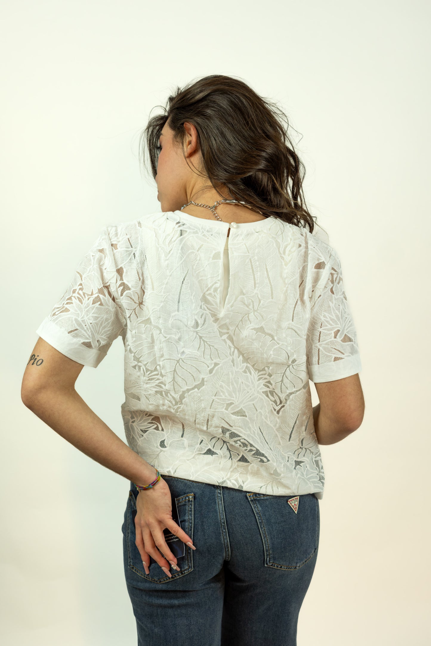 T-SHIRT GUESS IN PIZZO