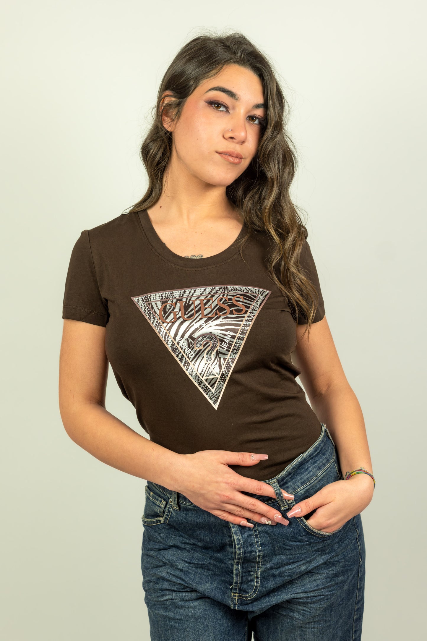T-SHIRT GUESS MARRONE LOGO