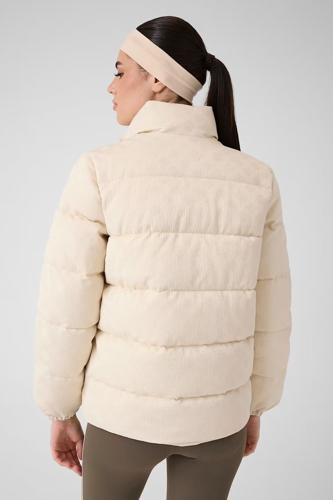 PIUMINO CON LOGO GUESS BIANCO