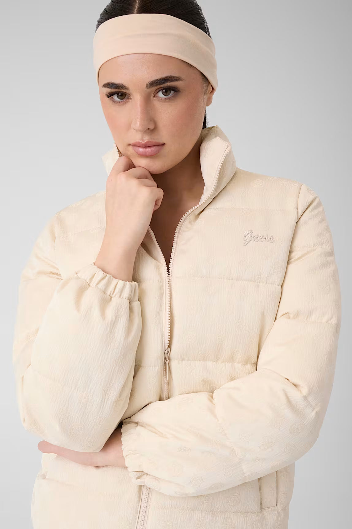 PIUMINO CON LOGO GUESS BIANCO